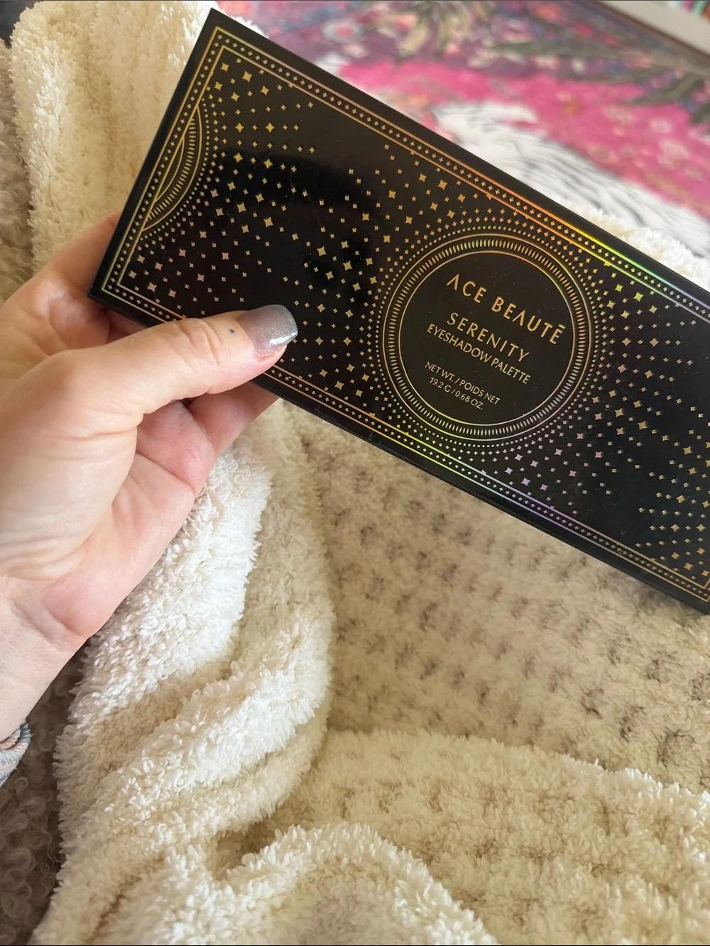 Ace Beauté Serenity Eyeshadow Palette — Warm Brown, Gold & Peach Shades